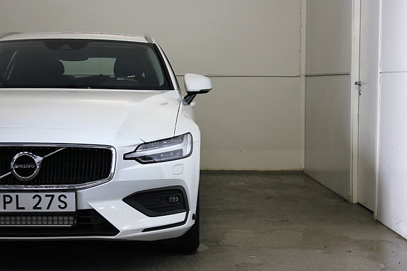 Volvo V60 4 of 27