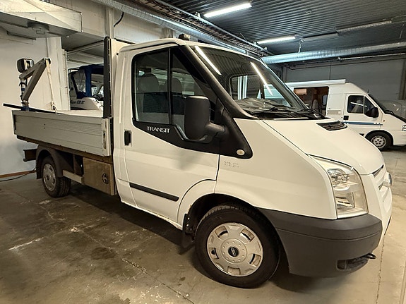Ford Transit 2 of 5
