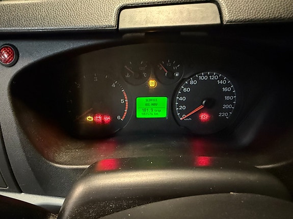 Ford Transit 10 of 10