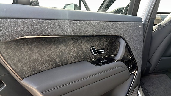 Land Rover Range Rover Sport 11 of 13