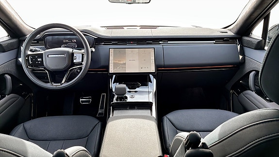 Land Rover Range Rover Sport 4 of 5