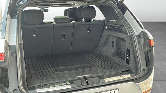 Land Rover Range Rover Sport 10 of 13