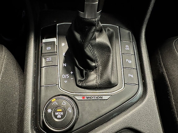 Volkswagen Tiguan 21 of 28