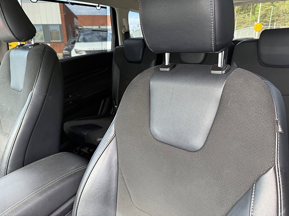 Ford S-MAX 13 of 23
