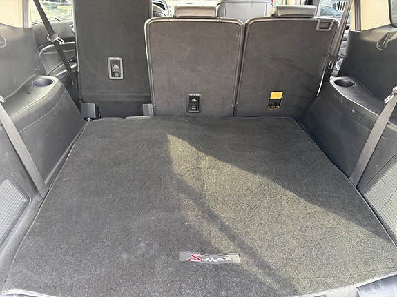 Ford S-MAX 18 of 23