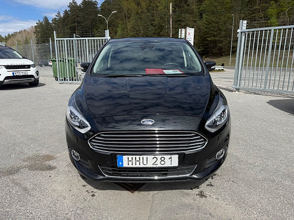 Ford S-MAX 7 of 23