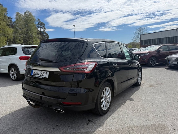 Ford S-MAX 6 of 23