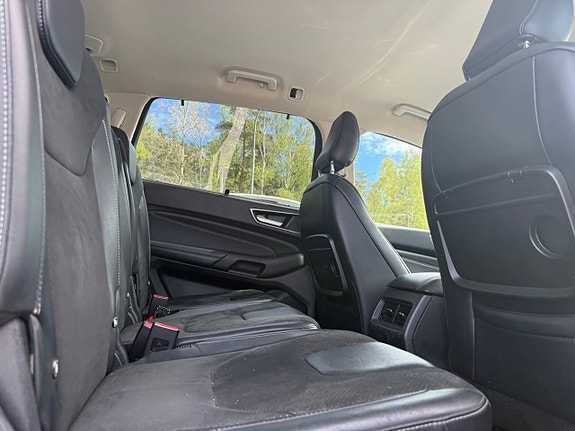 Ford S-MAX 16 of 23