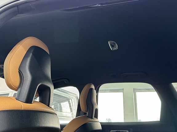 Volvo XC60 15 of 24