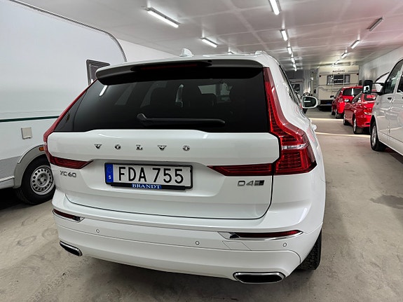 Volvo XC60 5 of 24