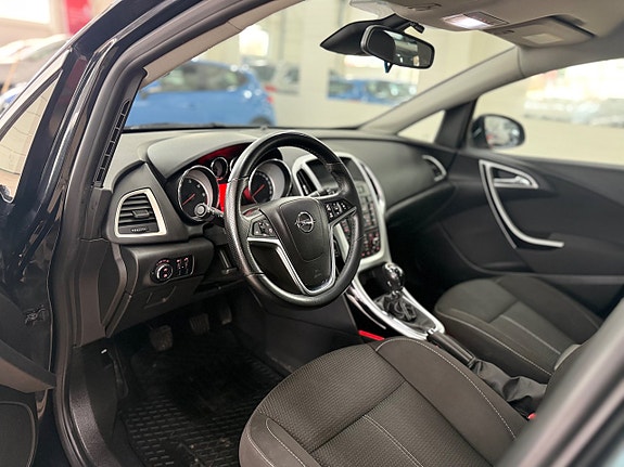 Opel Astra 17 of 25