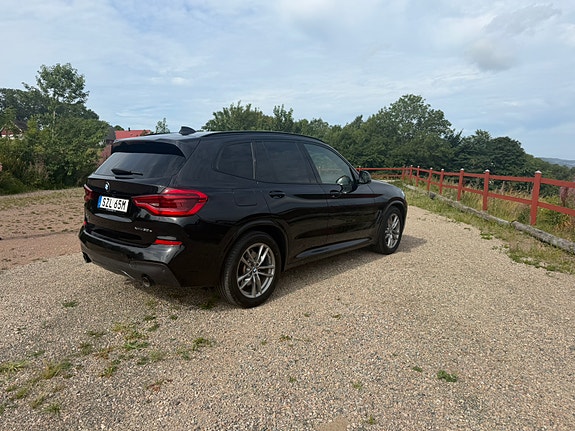 BMW X3 4 of 5
