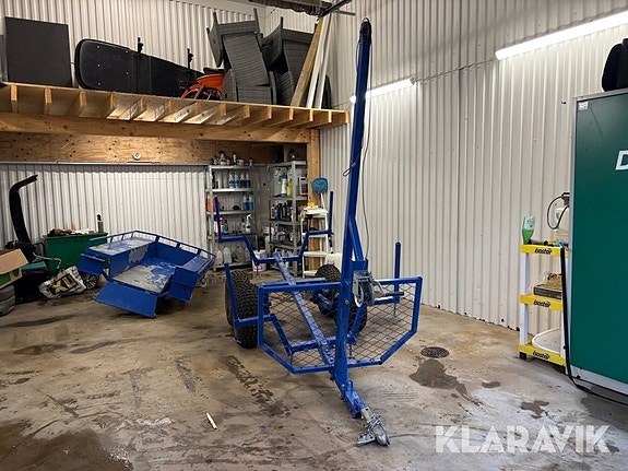 Skogskärra med flak