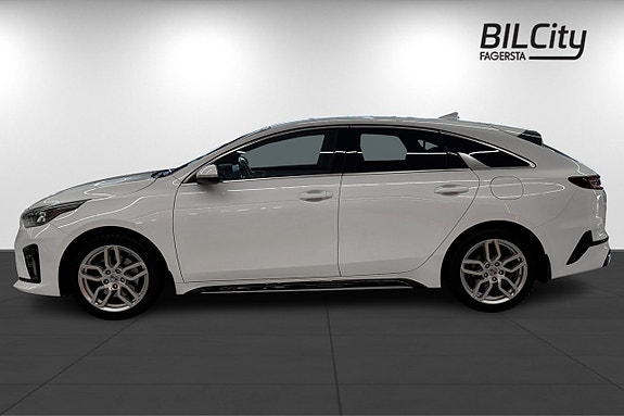Kia ProCeed 4 of 5