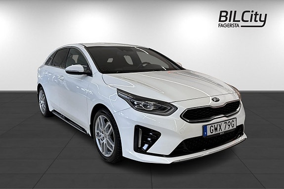 Kia ProCeed 3 of 5