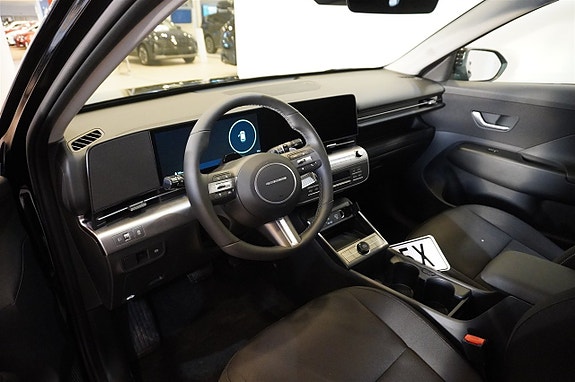 Hyundai Kona 2 of 5