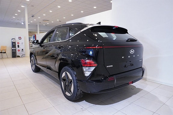 Hyundai Kona 6 of 11