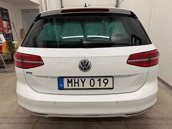 Volkswagen Passat 4 of 5