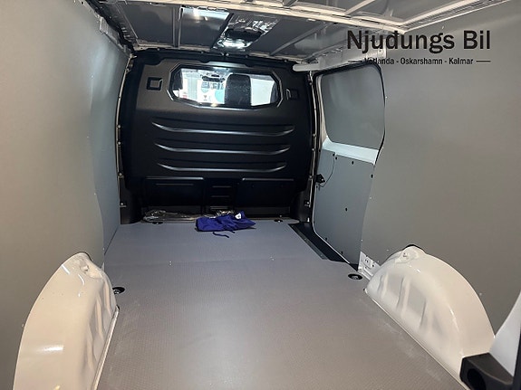 Opel Vivaro 7 of 9