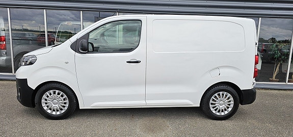 Toyota Proace 2 of 5