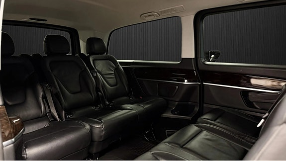 Mercedes-Benz V250 14 of 14