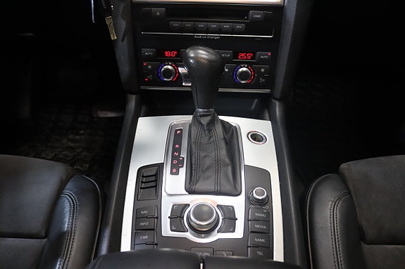 Audi Q7 27 of 28