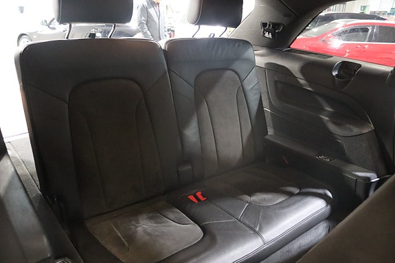 Audi Q7 14 of 28