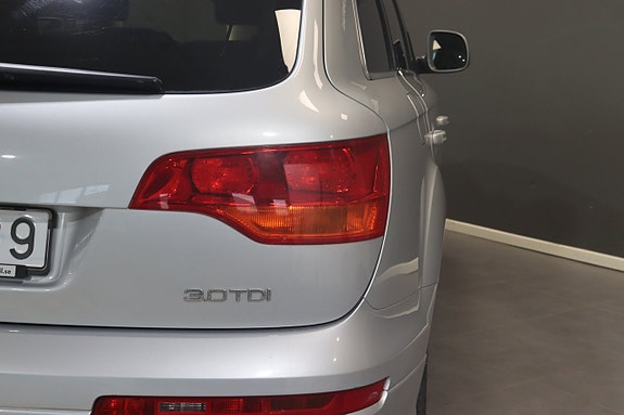 Audi Q7 13 of 28