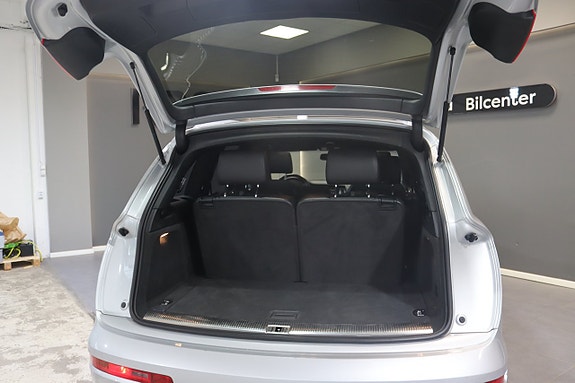 Audi Q7 15 of 28