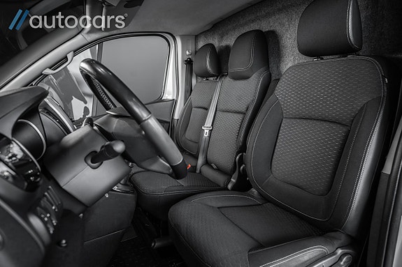 Opel Vivaro 30 of 30