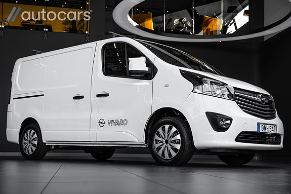 Opel Vivaro 2 of 5