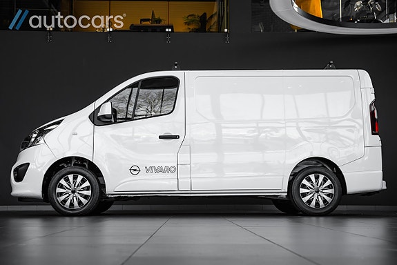 Opel Vivaro 6 of 30