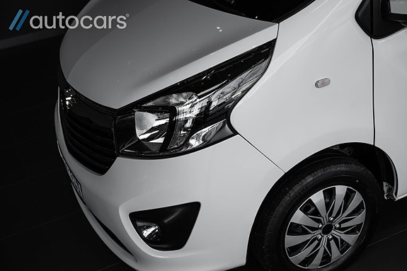 Opel Vivaro 9 of 30