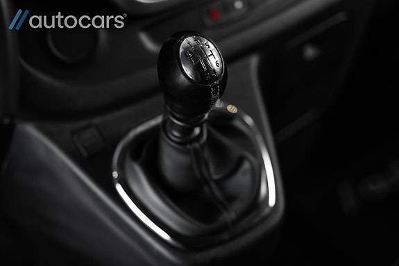 Opel Vivaro 22 of 30
