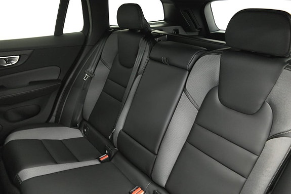Volvo V60 17 of 21