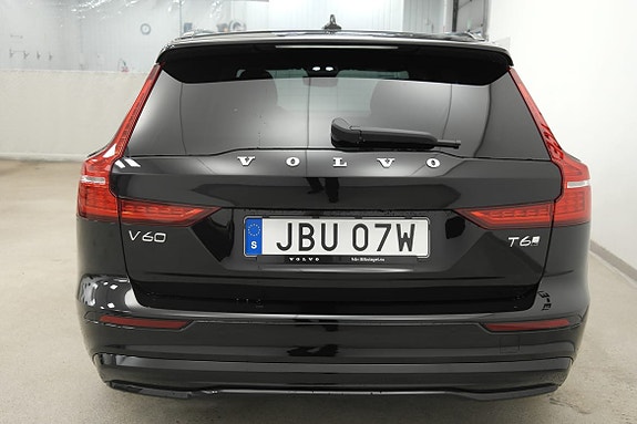 Volvo V60 8 of 21