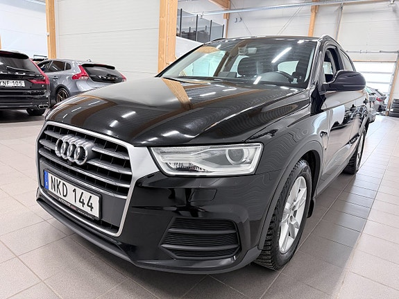 Audi Q3 3 of 17