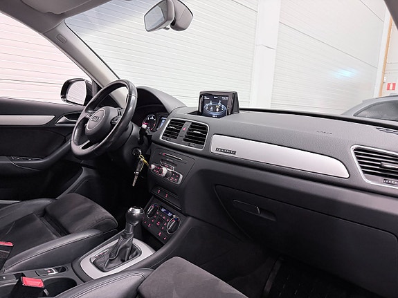 Audi Q3 15 of 17