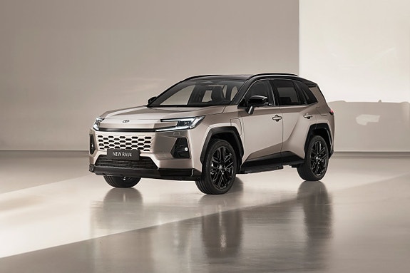 Toyota RAV4 3 of 13