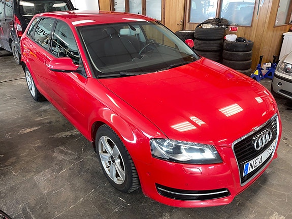 Audi A3 3 of 5