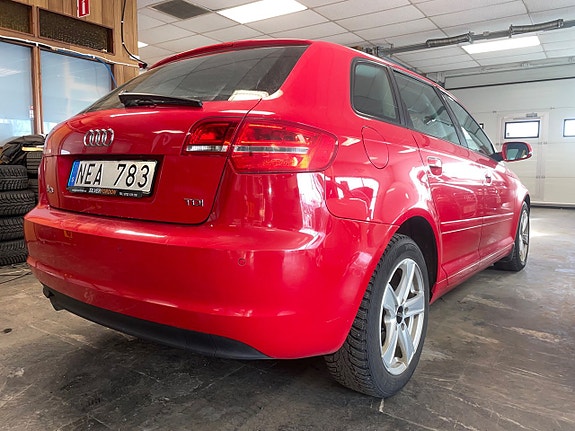 Audi A3 4 of 5