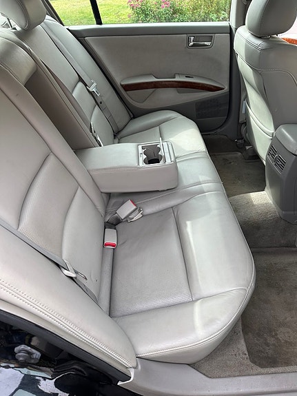 Nissan Maxima 11 of 17