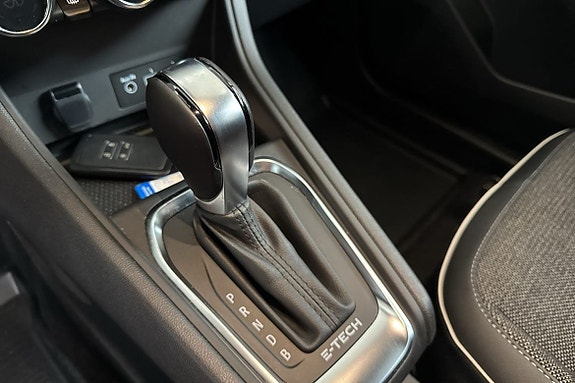 Renault Captur 16 of 23