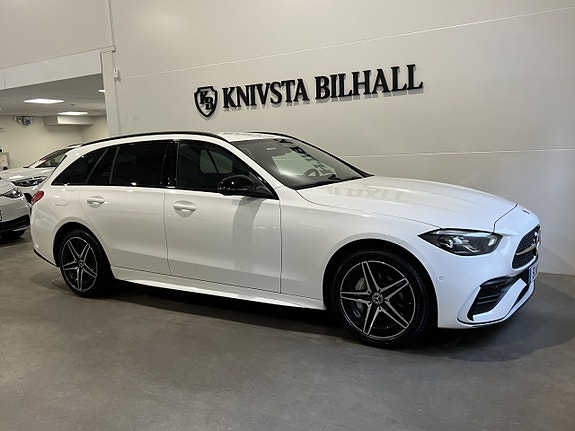 Mercedes-Benz C300 3 of 5