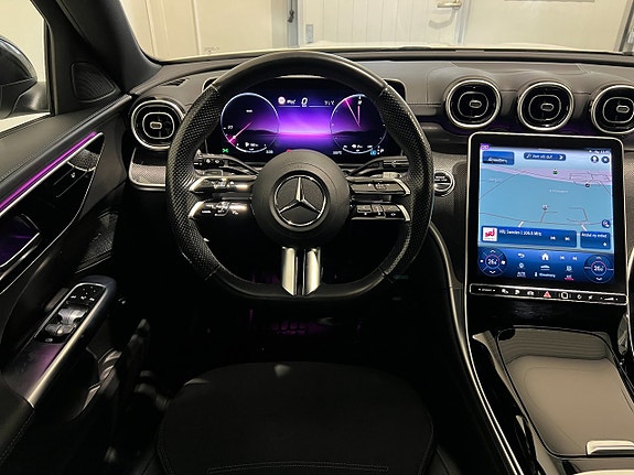 Mercedes-Benz C300 16 of 26