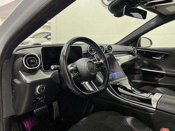 Mercedes-Benz C300 6 of 26