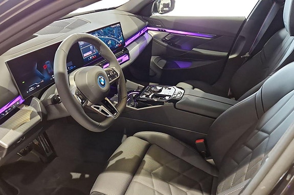 BMW 530e 13 of 20