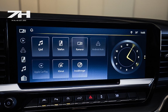 Chevrolet Silverado EV 27 of 28