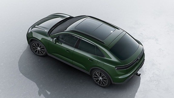 Porsche Macan 4 4 of 5