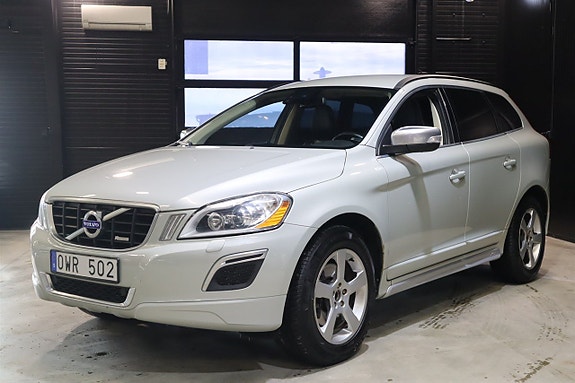 Volvo XC60 3 of 25
